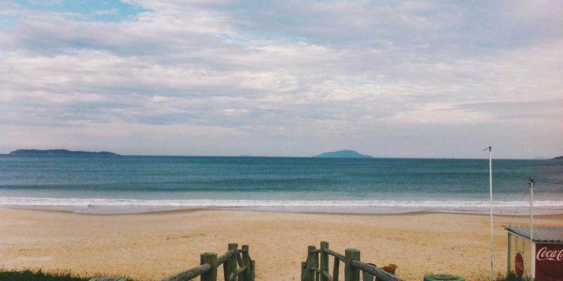 轻量化露营炊具系统终极对比：钛合金、铝合金与集成炉头如何选？