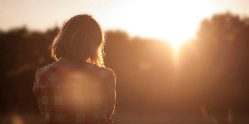 高海拔徒步生存指南：从露营装备到战术装备的专业级应对策略