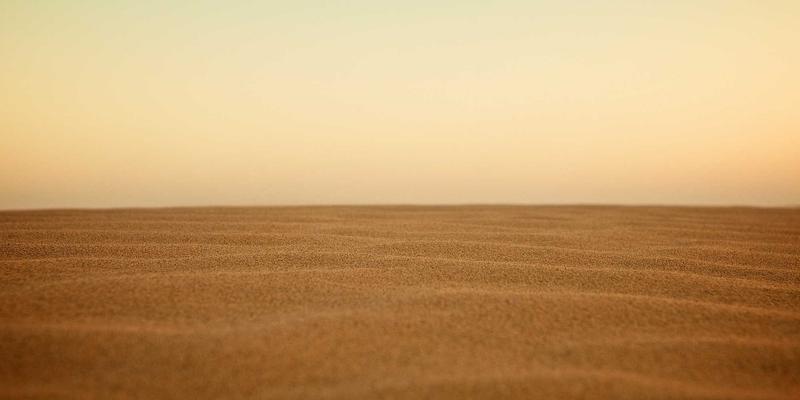 黑狼帮户外装备48：生存工具与露营装备的终极指南