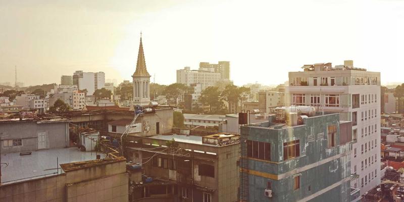 黑狼帮户外装备指南：极端环境下相机与镜头的专业防护方案